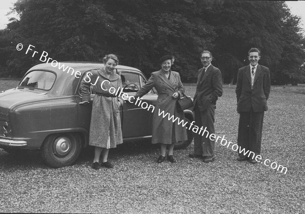 TED BROWNE (OF NAAS) AND FAMILY WITH CAR